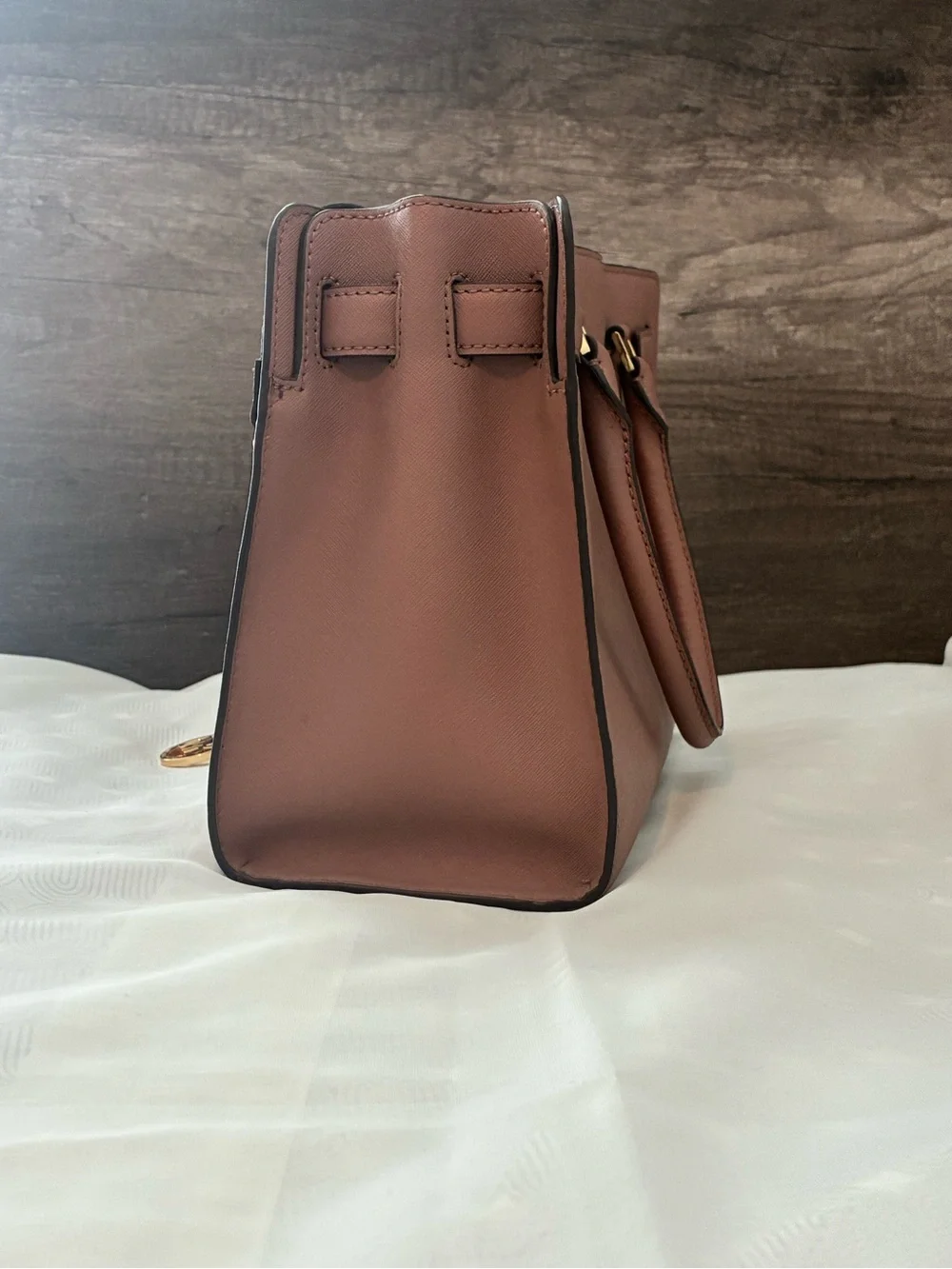 MICHAEL KORS Chestnut Brown Leather Satchel with Gold Hardware